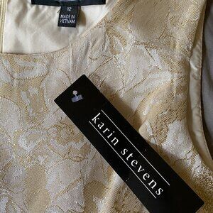A Stunning Cocktail Dress for Any Elegant Occasion - Size 12 - NWT